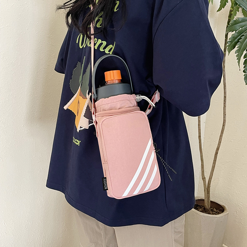 24 años de explosión de tazas de agua, bolsas de tazas de agua convenientes, bolsas de llaves para teléfonos móviles, mochila para montar, mochila de fitness