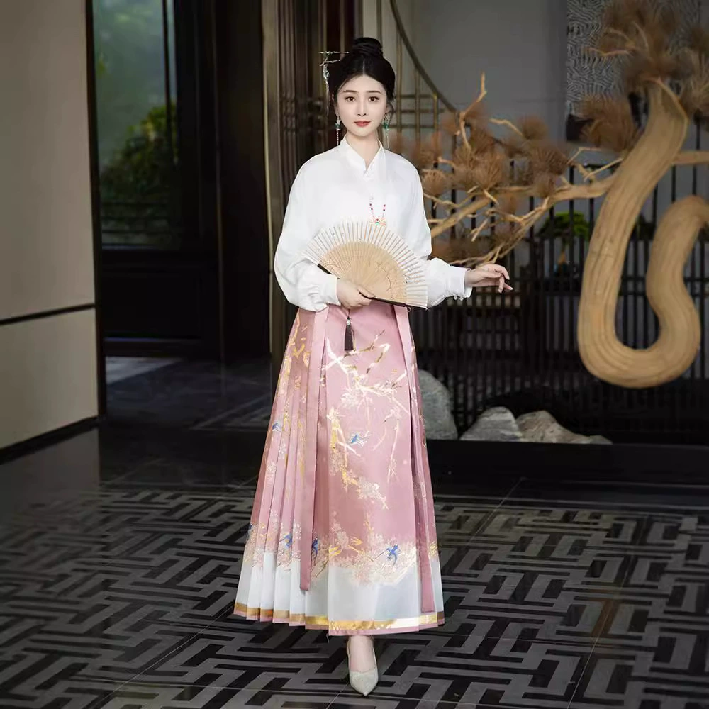 Новый 2024 оригинальный летающий птица в юбке с конским лицом