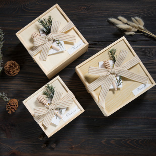 Dongheng Packaging Birthday Gift Box Empty Box Ins Fengsen Wooden Box Perfume Lipstick Candy Bridesmaid Accompanying Gift Box
