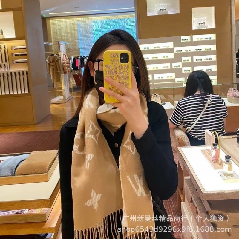 秋冬季新款羊毛围巾女士流苏LOGO披肩双面羊绒干枯玫瑰粉围脖保暖|undefined