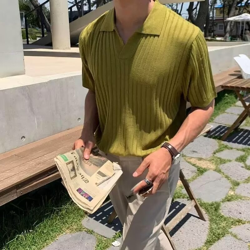 Hombre polo de manga corta de moda coreana camiseta de solapa para hombre 2025 verano delgada camiseta de punto de color sólido versátil