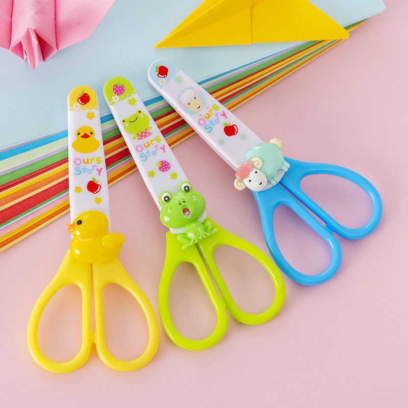Cute Cartoon Paper Cutting Children's Art and Craft Scissors with Rounded Tips, Plastic Anti-Slip Caps, Wholesale Scissors