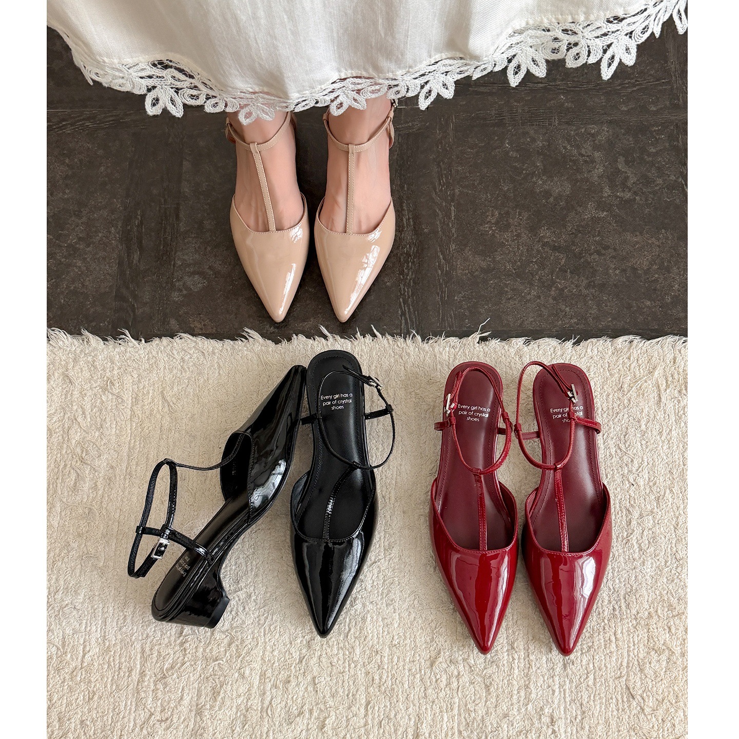 Sandal nữ mũi nhọn da bò sơn mài quai T khóa, gót 4.5 cm, phong cách Hàn Quốc — đen