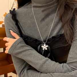 s925纯银复古花朵抽拉项链轻奢高级感小众毛衣链女款秋冬冷淡风