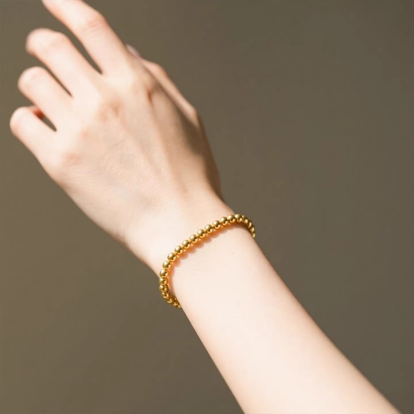 Elegant Gold Beaded Bracelet Titanium Steel Versatile Chain Link_voghion.com