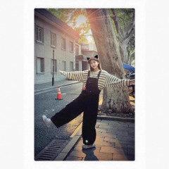 工厂现货现发 色织条复古显白撞色领条纹垂感宽松显瘦休闲长袖t恤