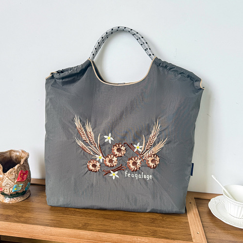 New Japanese-style ball chain embroidery versatile shopping bag, niche cross-stitch embroidery nylon tote bag, eco-friendly bag