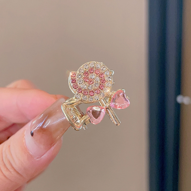 Pinza de metal Corea del Sur gran agarre de pelo de alta calidad tocado retro temperamento aleación clip de tiburón horquilla de perlas al por mayor