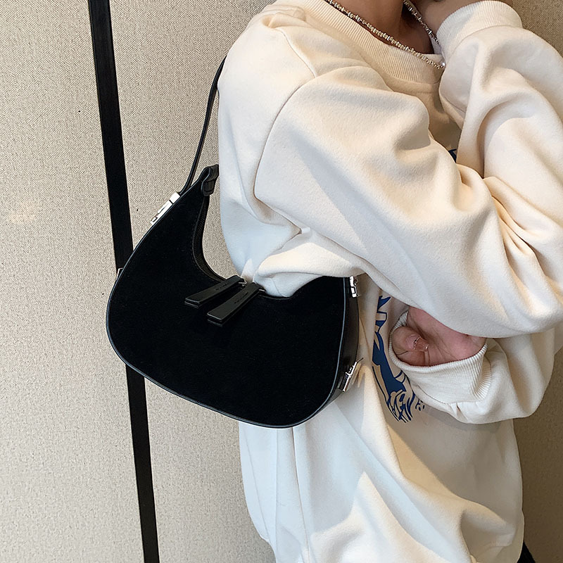 Textura transfronteriza bolso axilar 2025, nuevo bolso de mano retro esmaltado de verano, bolso de hombro simple y universal