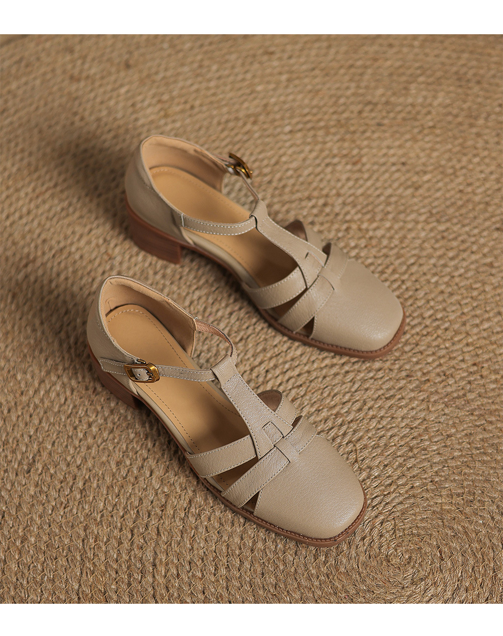 Sandal nữ quai ngang da cừu kiểu La Mã đế dày khoét lỗ dệt — Màu trắng nhạt chi tiết 16
