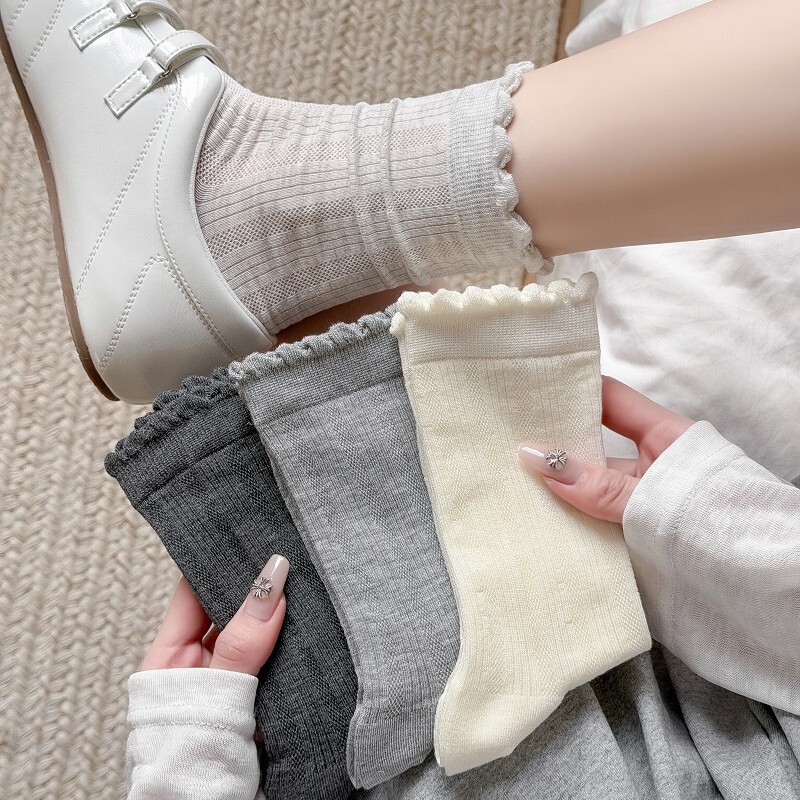 Women's Spring and Summer Thin Mesh Breathable Mid-Calf Socks with Vertical Stripes, Lace Trim, Solid Color, Seamless, Suitable for Pairing with Small Leather Shoes Women's Spring and Summer Thin Mesh Breathable Mid-Calf Socks with Vertical Stripes, Lace Trim, Solid Color, Seamless, Suitable for Pairing with Small Leather Shoes