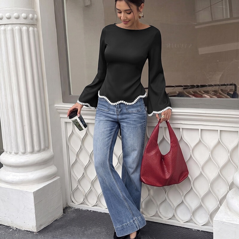 TikTok European and American 2026 Fall/Winter New Elegant Commuting Style Color-Block Boat Neck Back-Tie Bell-Sleeve Shirt TikTok European and American 2026 Fall/Winter New Elegant Commuting Style Color-Block Boat Neck Back-Tie Bell-Sleeve Shirt