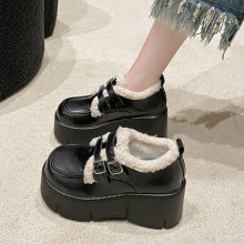 日系学院风保暖毛毛鞋女2025冬季新款黑色圆头松糕厚底加绒小皮鞋