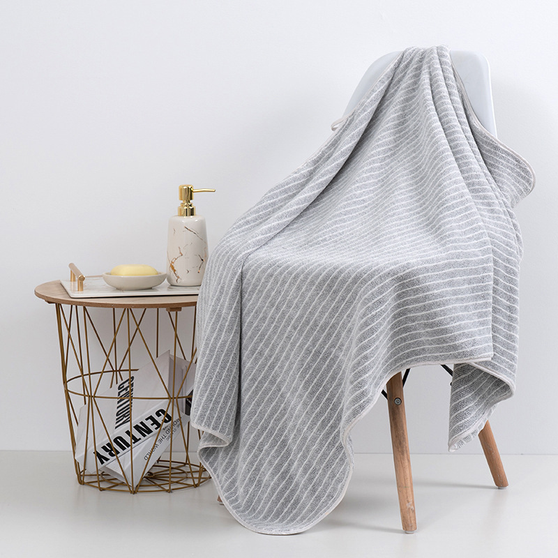 회색 별이 빛나는 하늘