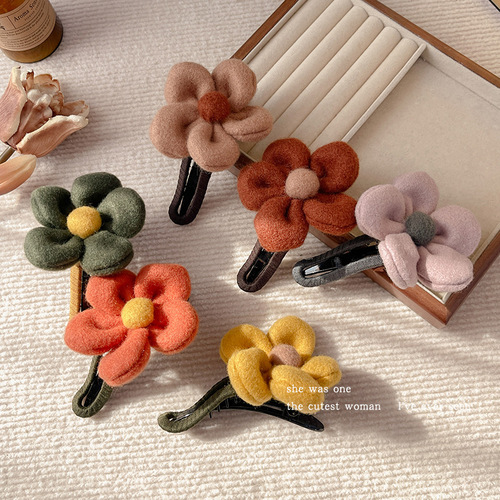 Temperament Autumn and Winter Large Flower Hairpin Women's Back Hair Clip  New Forest Style Clip Headwear