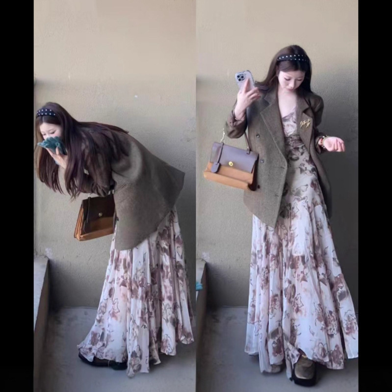 Autumn and Winter Outfits, a Complete Set of Maillard Brown Blazer, Women's Layered Floral Suspender Dress Two-Piece Set Autumn and Winter Outfits, a Complete Set of Maillard Brown Blazer, Women's Layered Floral Suspender Dress Two-Piece Set