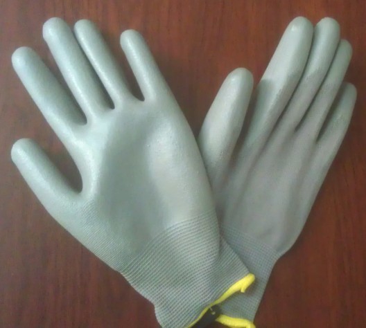 厂家供应13针PU浸胶手套工业无尘透气劳保手套厂家批发