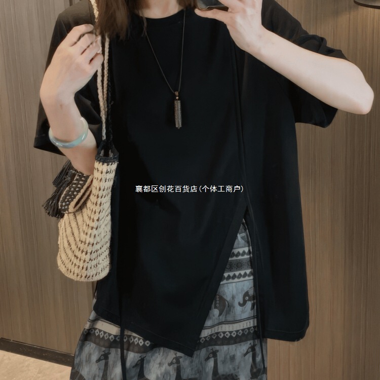 ファッショナブルなデザインのスリットヘムライン半袖シャツ、女性用夏用プラスサイズ、太くてスリム、多用途のタッセルトップ|undefined