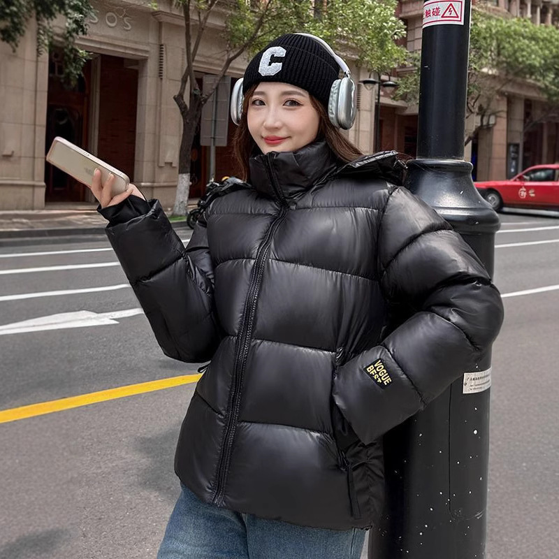 Black Gold Cotton Coat 2025 New Hooded Warm Heated Fashion Trendy Cotton Coat Women's Short Korean Style Loose Trendy Jacket Black Gold Cotton Coat 2025 New Hooded Warm Heated Fashion Trendy Cotton Coat Women's Short Korean Style Loose Trendy Jacket