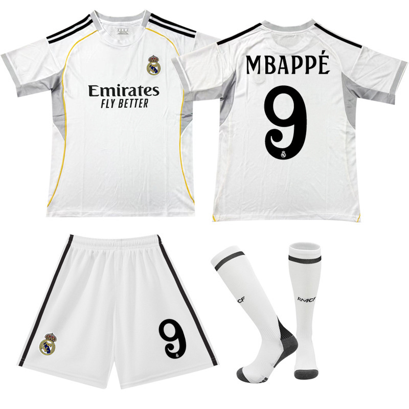 2526 New Real Madrid Home Football Clothes suit No.9 Mbappe Jersey 5 Bellingham 7 Vinicus Ronaldo