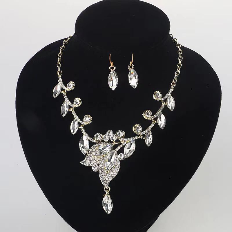Simple Style Leaf Zircon Alloy Zinc Alloy Wholesale Earrings Necklace display picture 3