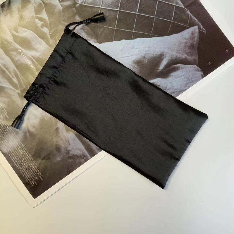 Black glasses bag factory direct large spot supply waterproof and dustproof microfiber sunglasses storage bag