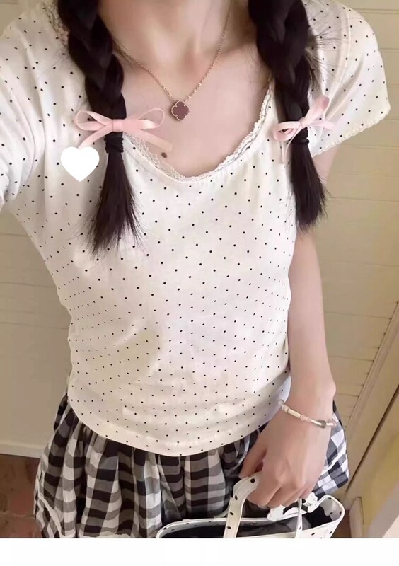 [260g Rayon Modal] Polka DoT ShorT-sleeved T-shirT Women's Lace ShorT BoTToming ShirT Slim Top