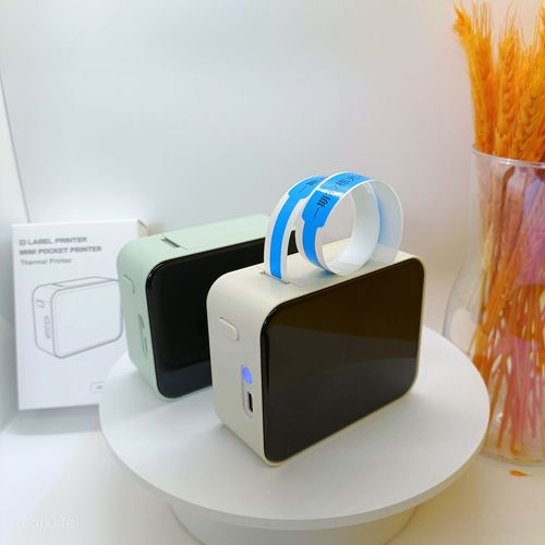 Cross-border export version no-ink thermal label printer with mobile Bluetooth version, origin factory portable P15 label printer