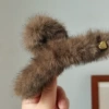 Кофейный (плюшевый зажим из меха норки)