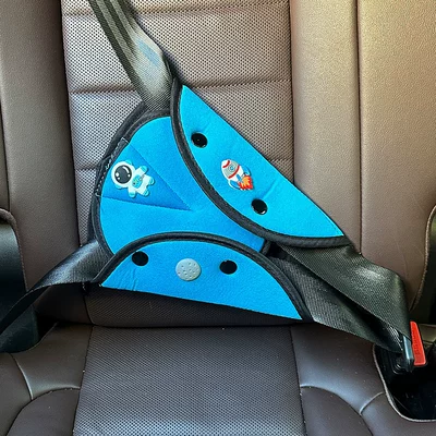 Child Safety Belt Protector Adjustable Fastener Anti-Neck Strangulation Cartoon Cute Car Seatbelt Shoulder Pad for Baby (Seat belt shoulder pad) - astronaut-blue-adjustment-retainer