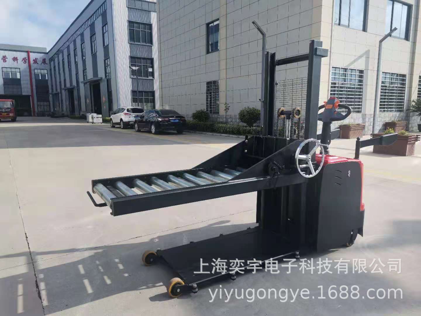 电动滚筒堆高车