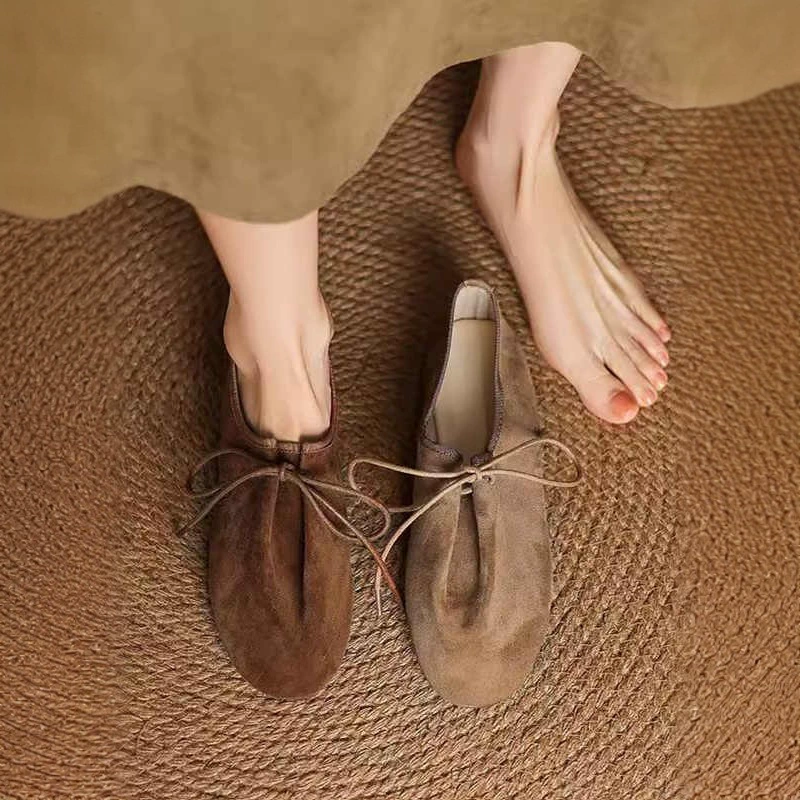 Матовая мягкая кожа плоская подошва одиночная обувь женская 2025 новая шнуровка ретро мягкая подошва темперамент ботинки Buckin бобовые ботинки zj