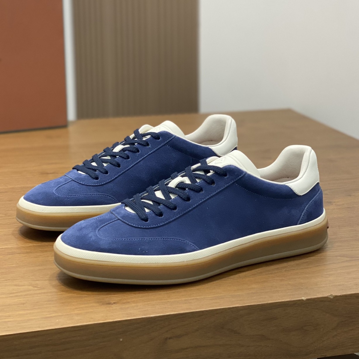 Scarpe casual uomo stile europeo in scamosciato stringate classiche_voghion.com