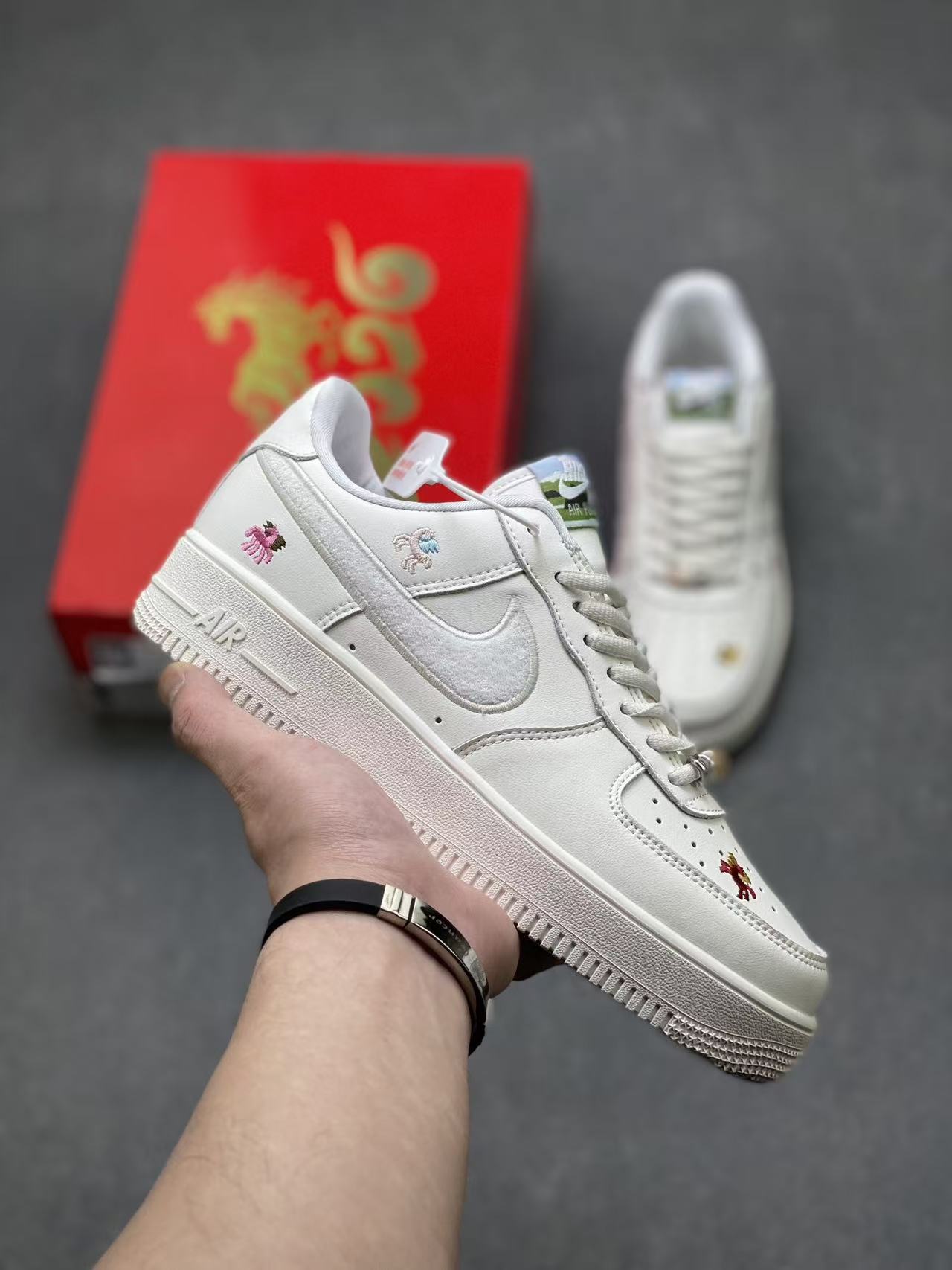 Zapatos de comercio exterior transfronterizo Putian AF1 Fuerza Aérea No. 1 blanco puro negro puro zapatos de patina baja para hombres y mujeres zapatos deportivos casuales