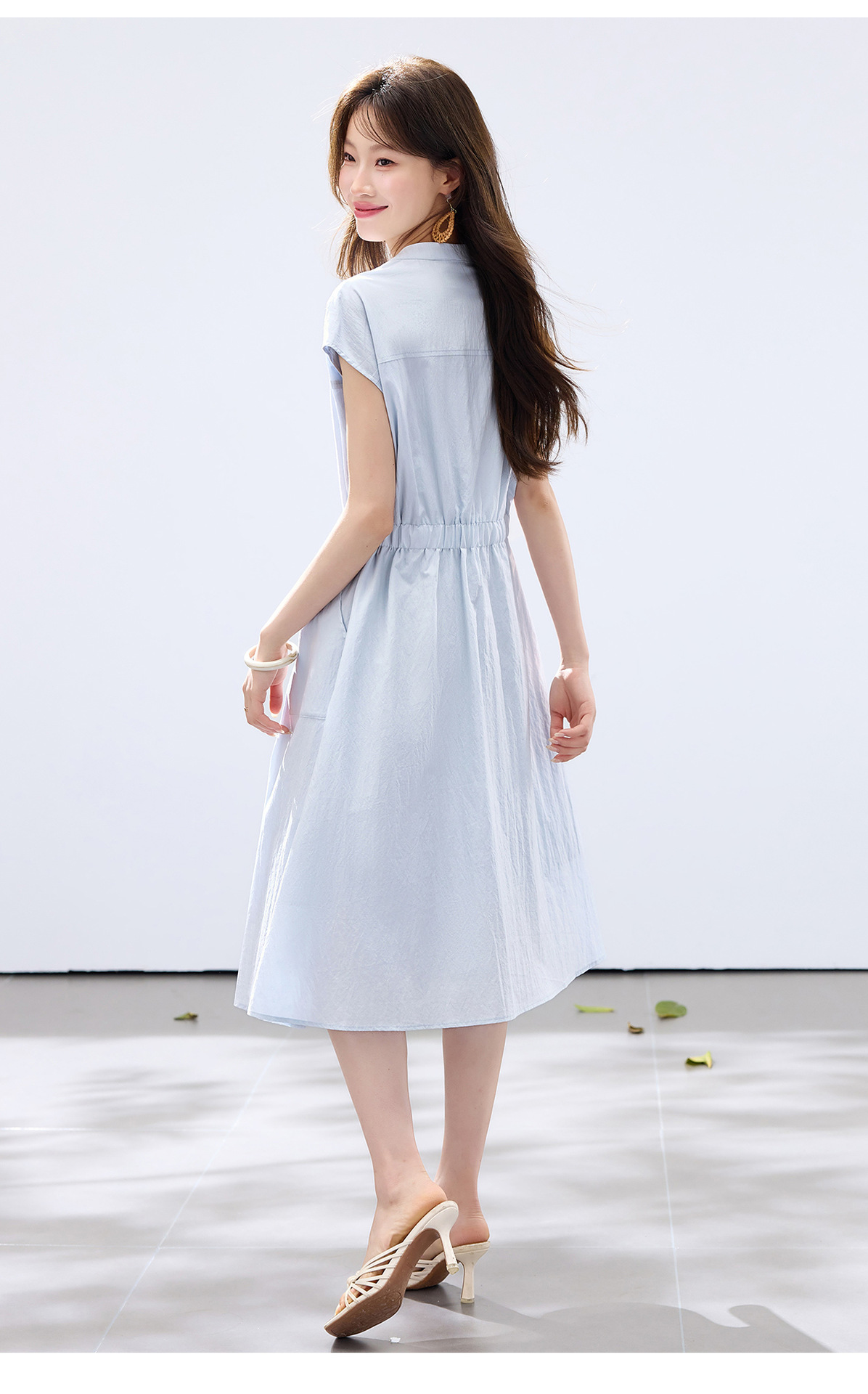 Đầm maxi nữ thắt eo cao, thiết kế quá gối, thêu hoa tinh tế phong cách trưởng thành — xanh lam, màu trắng chi tiết 9