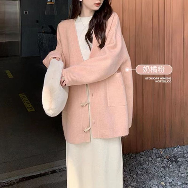 法式奶奶衫粉色奶fufu牛角扣V领设计感中长款毛衣外套针织开衫女|undefined