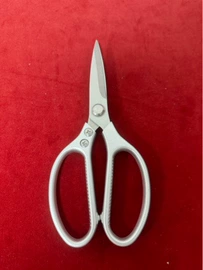 厨用剪刀;办公剪刀;家用剪刀