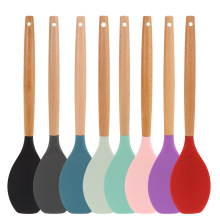 厨房工具 沙拉勺加厚热入式手柄木柄硅胶刮刀 带刮勺功能搅拌刮铲