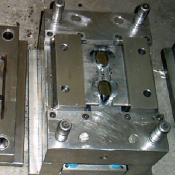 供应游泳镜潜水镜精密模具  加工塑料外壳塑胶模具 设计橡胶模具