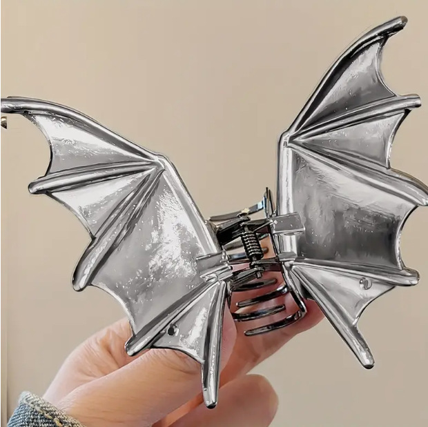 70g Weight Hair Claws Hair Accessories Type 1 Piece Quantity Holiday, Festival Occasion Alloy Material Halloween Festival Bat Pattern Women's Gender Simple Style, Classic Style Style Halloween Simple Style Classic Style Women's Bat Alloy Hair Claws 8