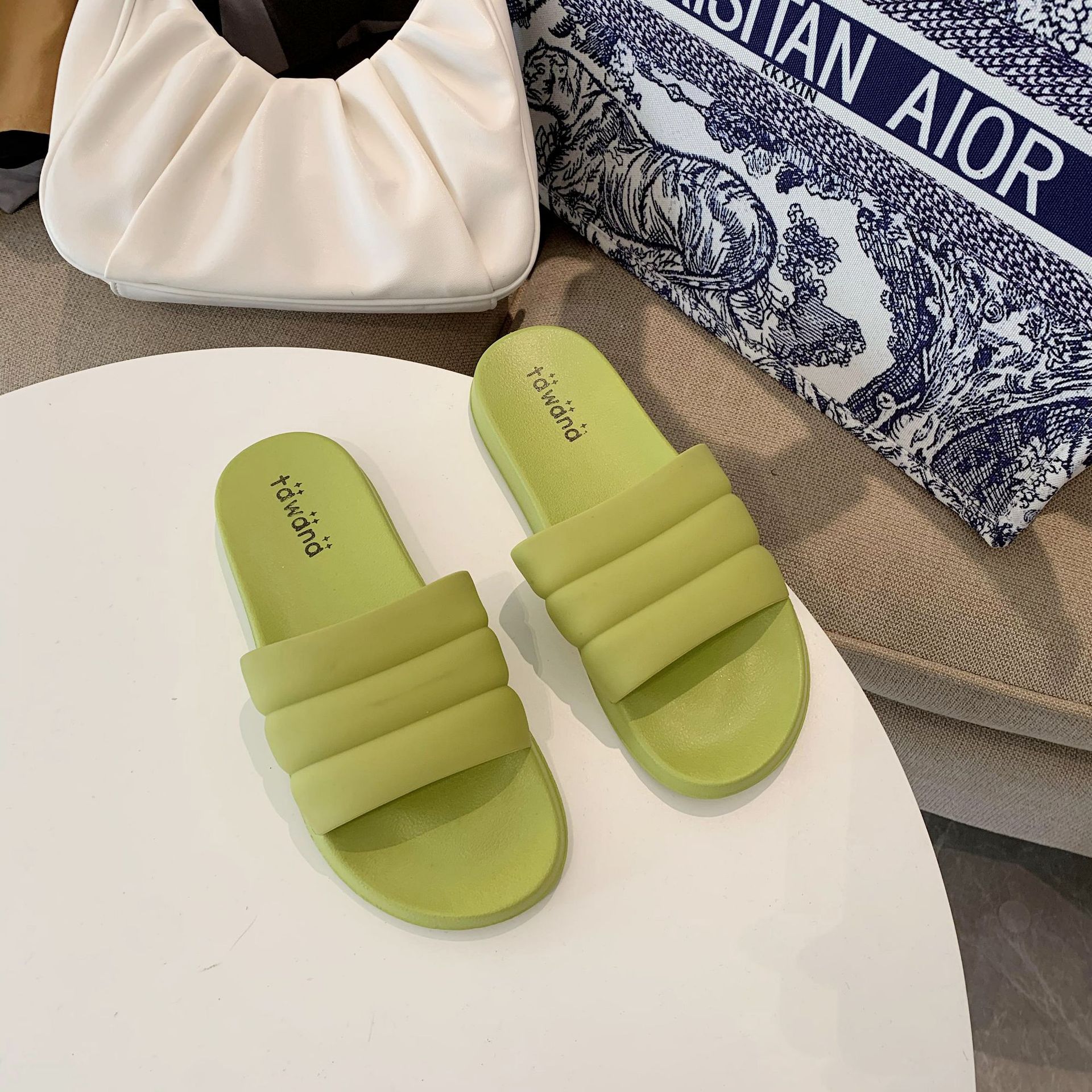 Chaussons - tongs en PVC - Ref 3435473 Image 17