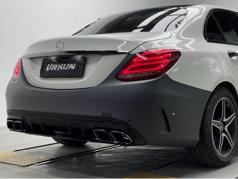 Applicable to 15-21 Mercedes-Benz c200260 300 180 W205 to c63amg front and rear bars to surround the middle net cover