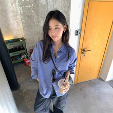 广州黄峥韩系蓝色格子长袖衬衫女秋季宽松衬衣后背开叉设计潮流
