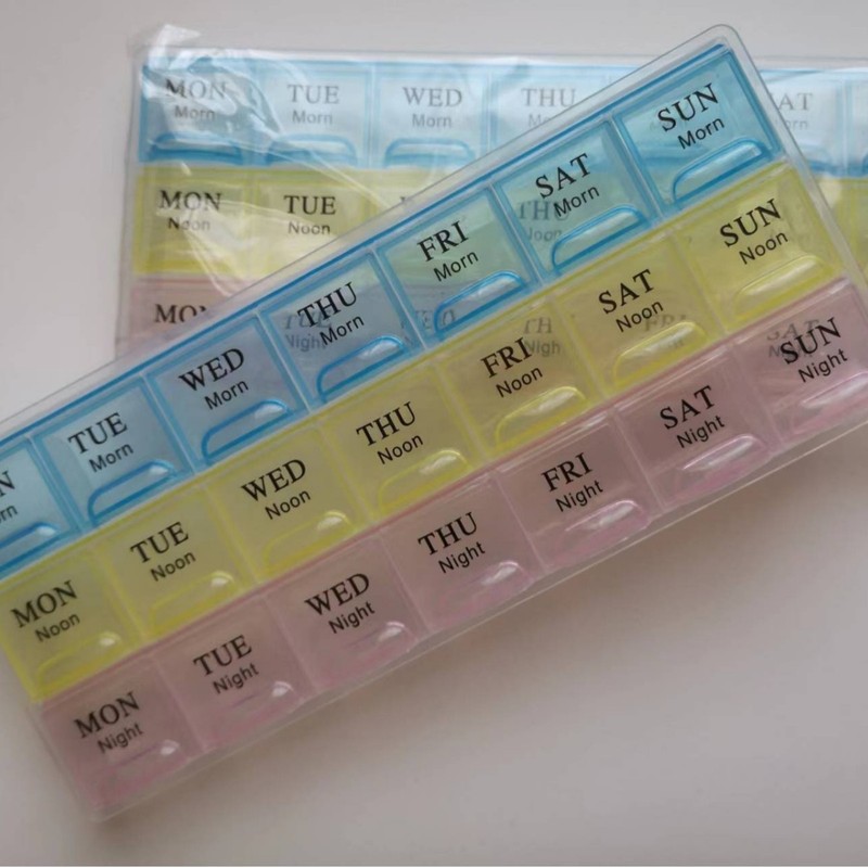 メーカー直販卸売り対外貿易英語一週間小三列21格薬箱3列携帯家庭用保健箱収|undefined