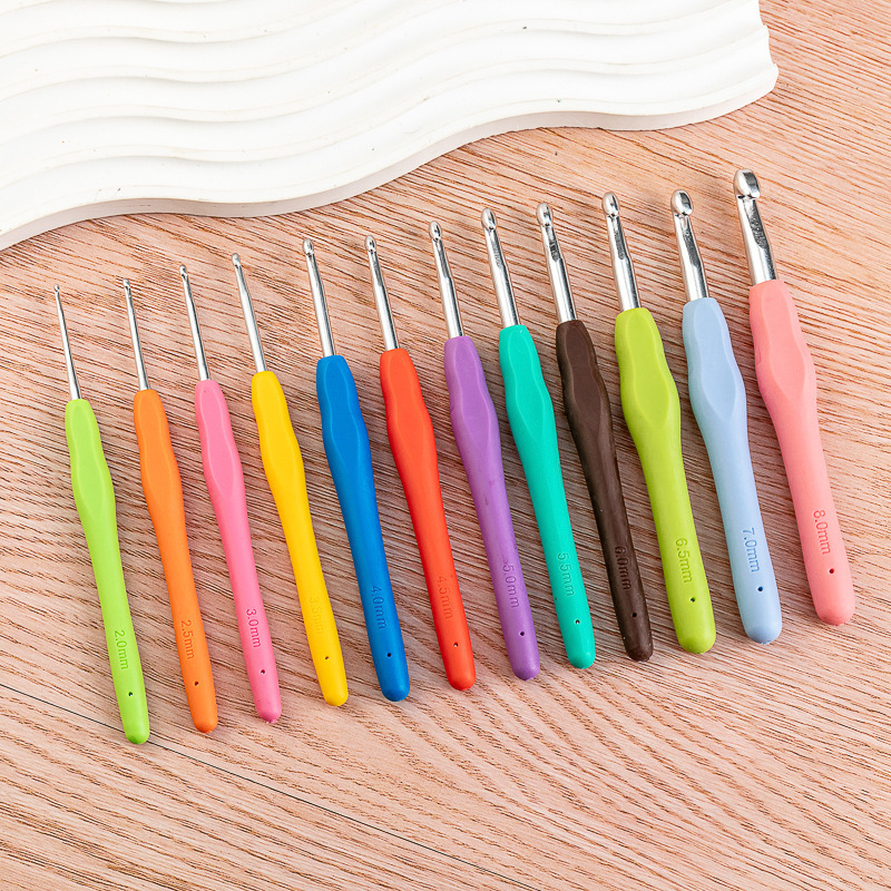 Colorful Tpr Soft Handle Crochet Hook Solid Rainbow Soft Handle Aluminum Crochet Hook Hand Knitting Tool High-End Silicone Wool Needle