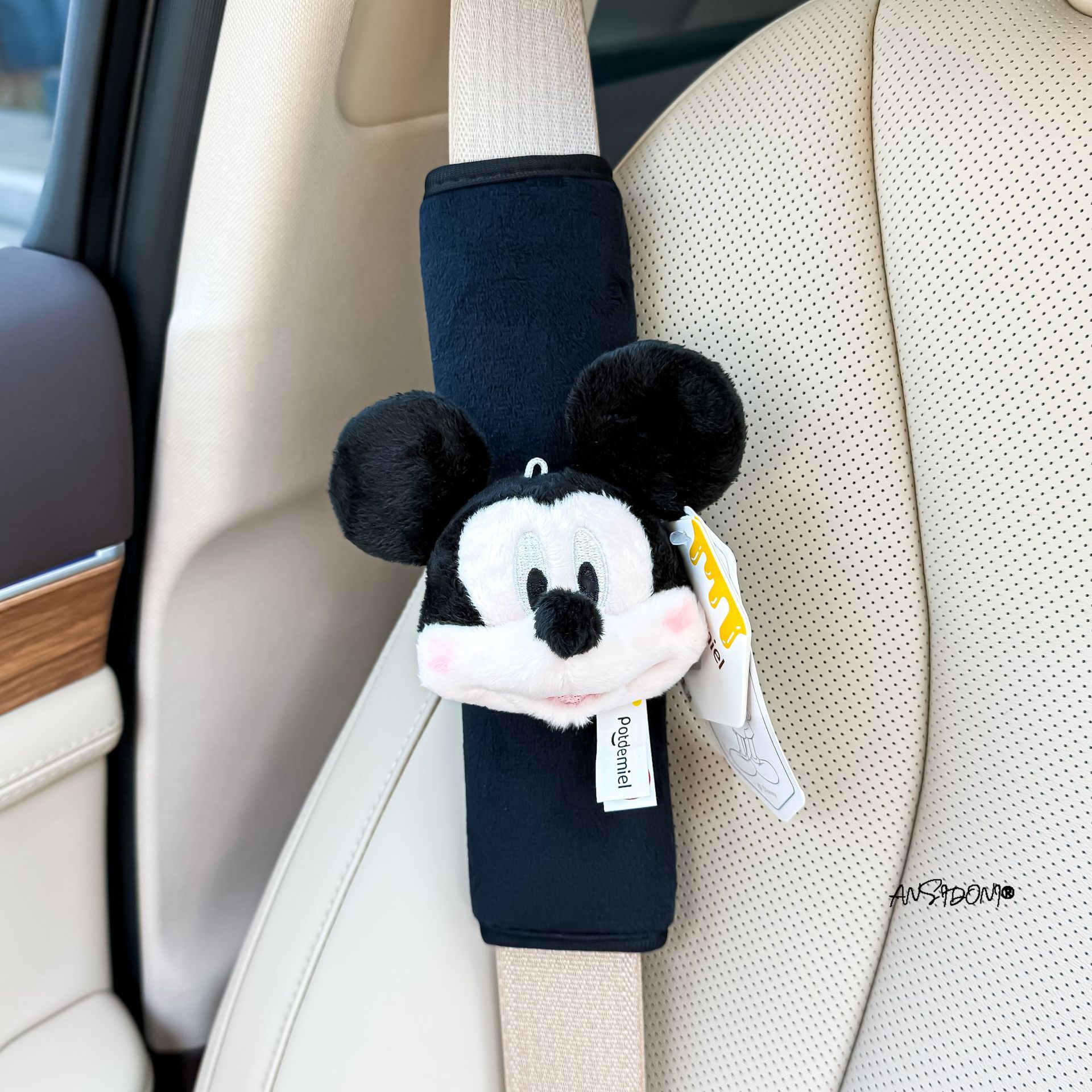 Car Seat Belt Shoulder Pads Creative Car-Mounted Cute Mickey and Minnie Gear Handle Cover Decorative Safety Belt Protective Cover for Women