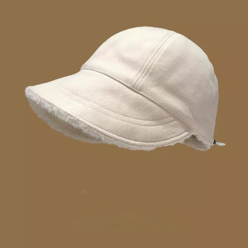 Fleece-lined equestrian hat-creamy-white