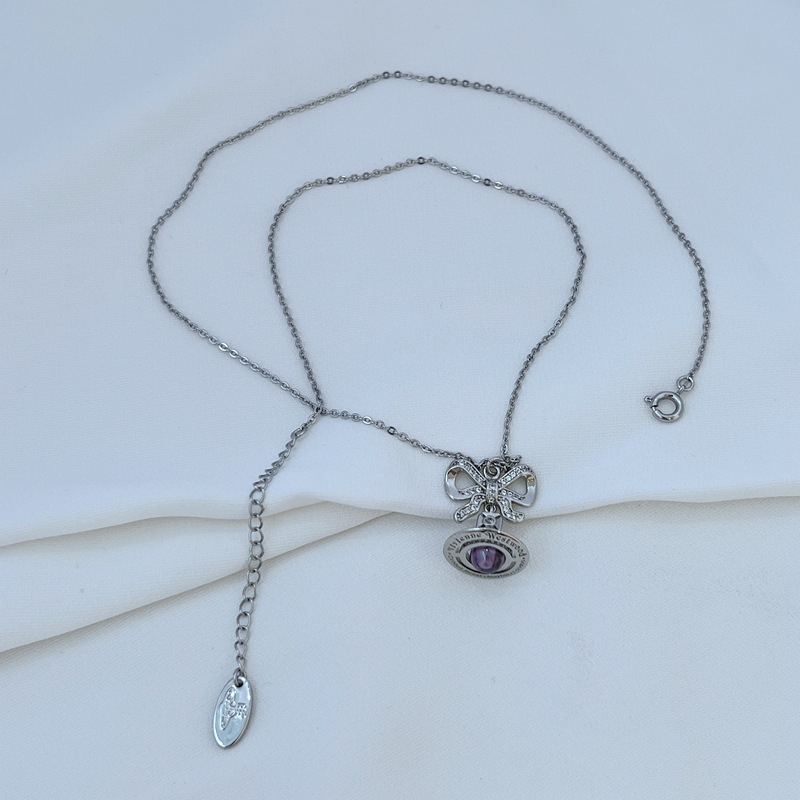 Fashionable small design pendant