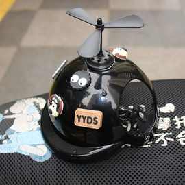 宠物头盔狗狗新款帽子猫咪露耳朵机车帽配饰帽子头饰防风雨雪