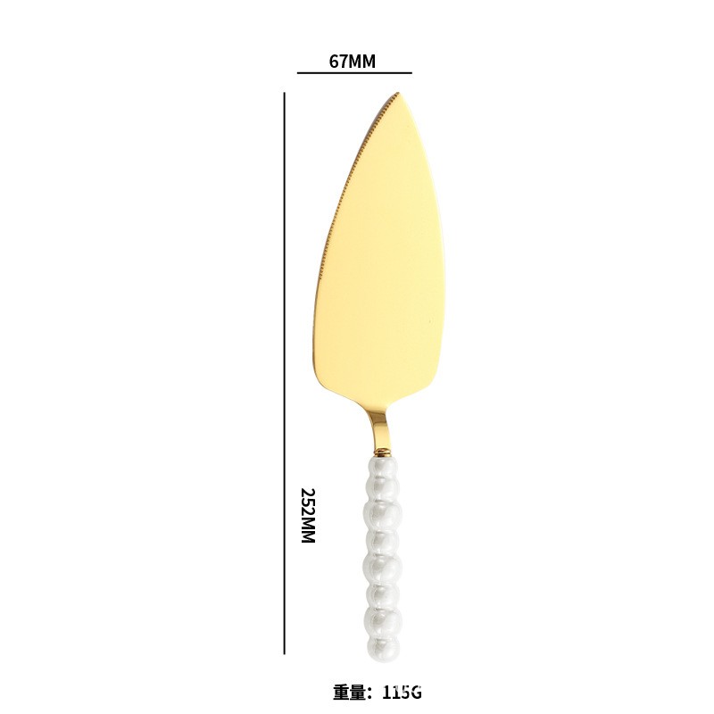 황금 케이크 주걱